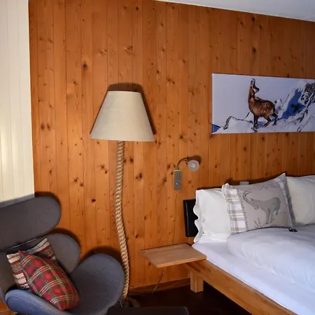 Cabana Szálloda 3*