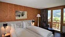 מלון Hotel Cabana 3*