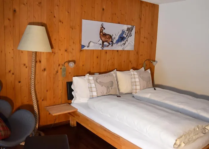 Hotel Cabana מלון