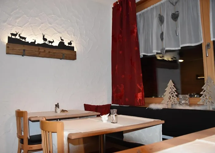 Hotel Cabana מלון 3*